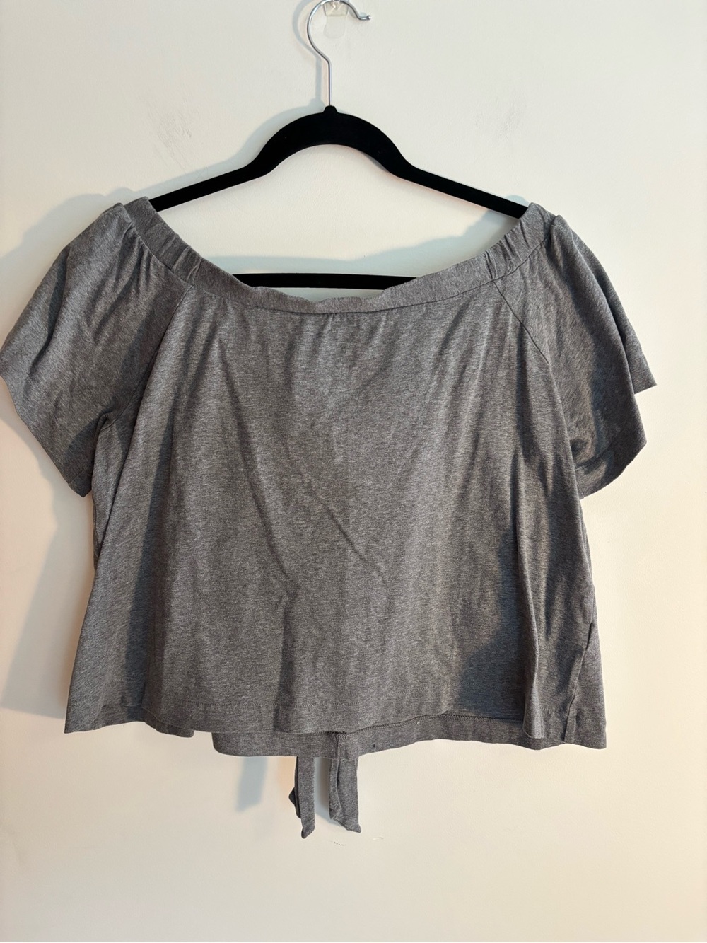 Banana Republic Off-Shoulder Short Sleeve Crop Top - Gray